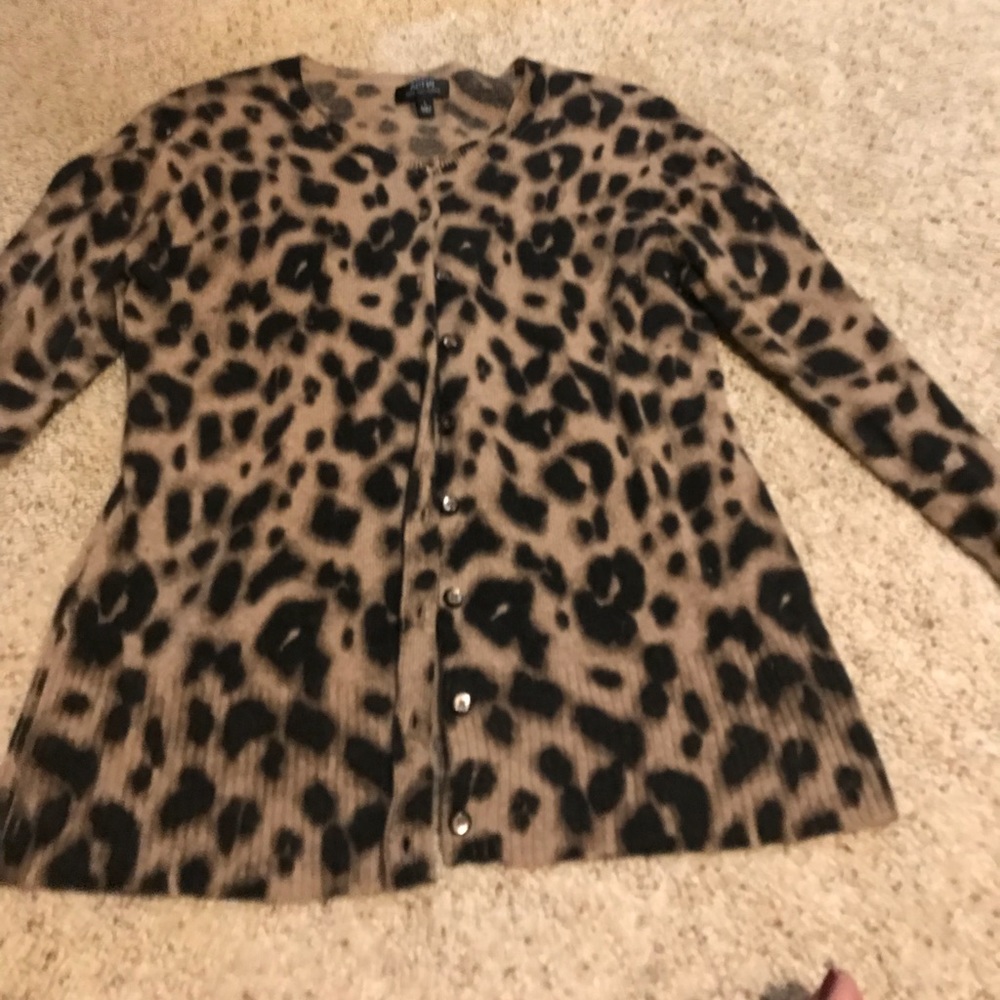 Apt 9 Leopard print cardigan size Large
